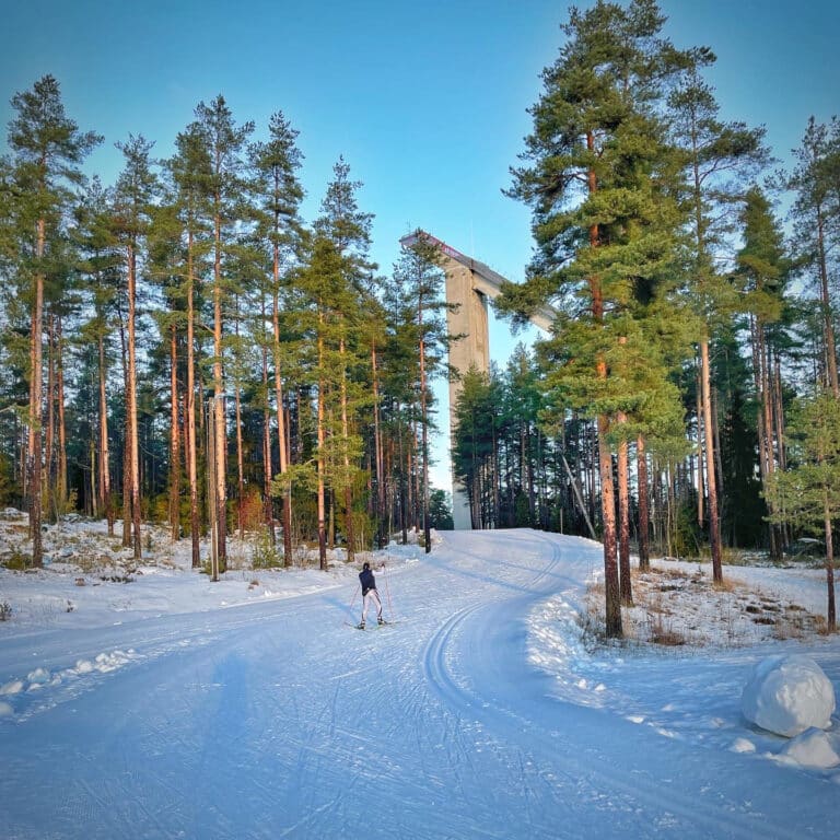 2D0E5CB5-C7AB-4BC7-901E-84D7904C3E97