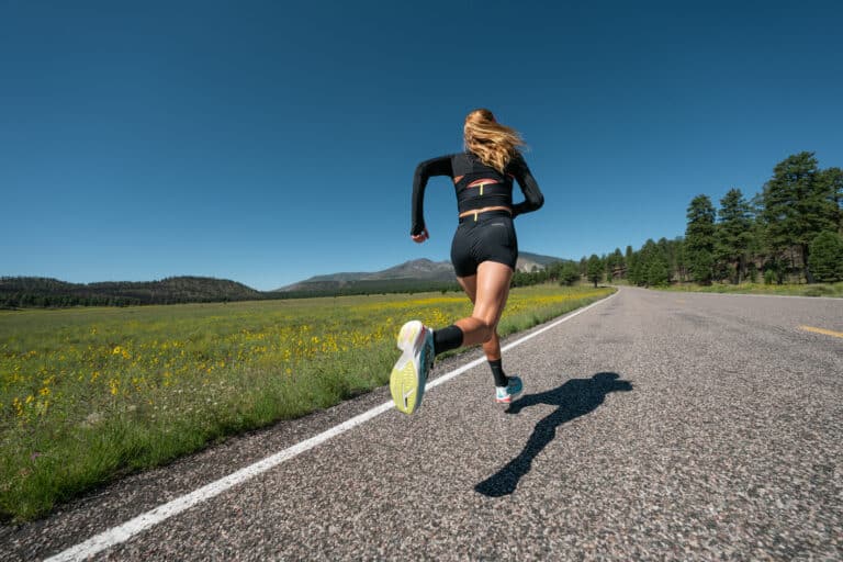 HOKA_S25_W_CieloX120_Global_HERO---08636