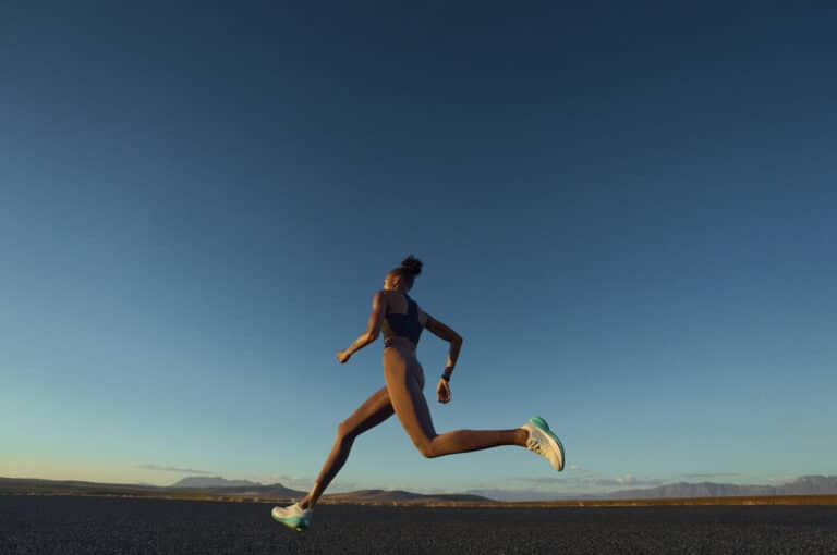 2024-0415-16_HOKA_F24_MACHX2_KV5_F_PERFORMANCE_HORIZONTAL_FULL_RGB